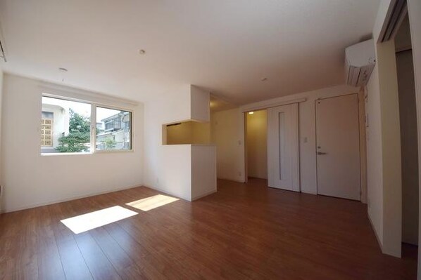 オリーブコートの物件内観写真